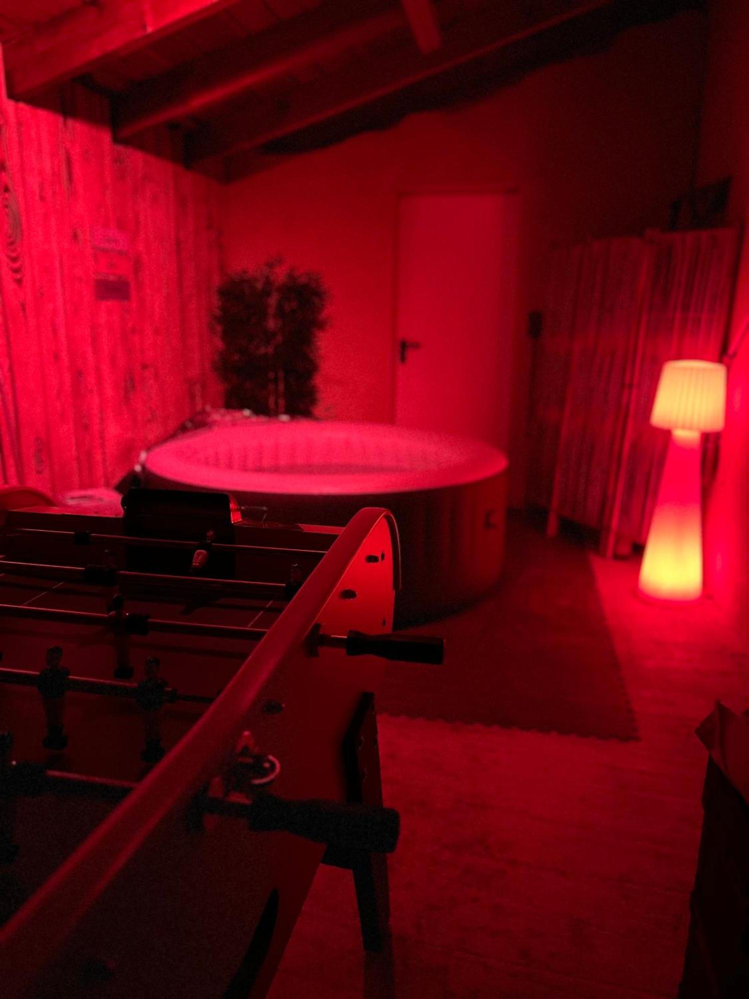 Maison Piscine & Spa Vallon Pont D'Arc 外观 照片